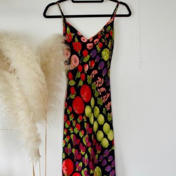 ISO Betsey Johnson Fruit Dress - Picture 4 of 4